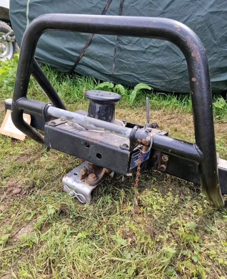 Land Rover Defender Capstan Superwinch Bull Bar and Steel Bumper